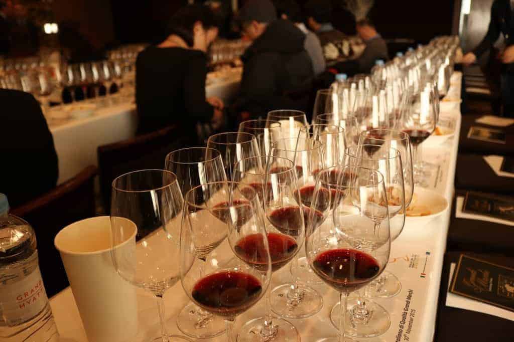 How To Become A Sommelier